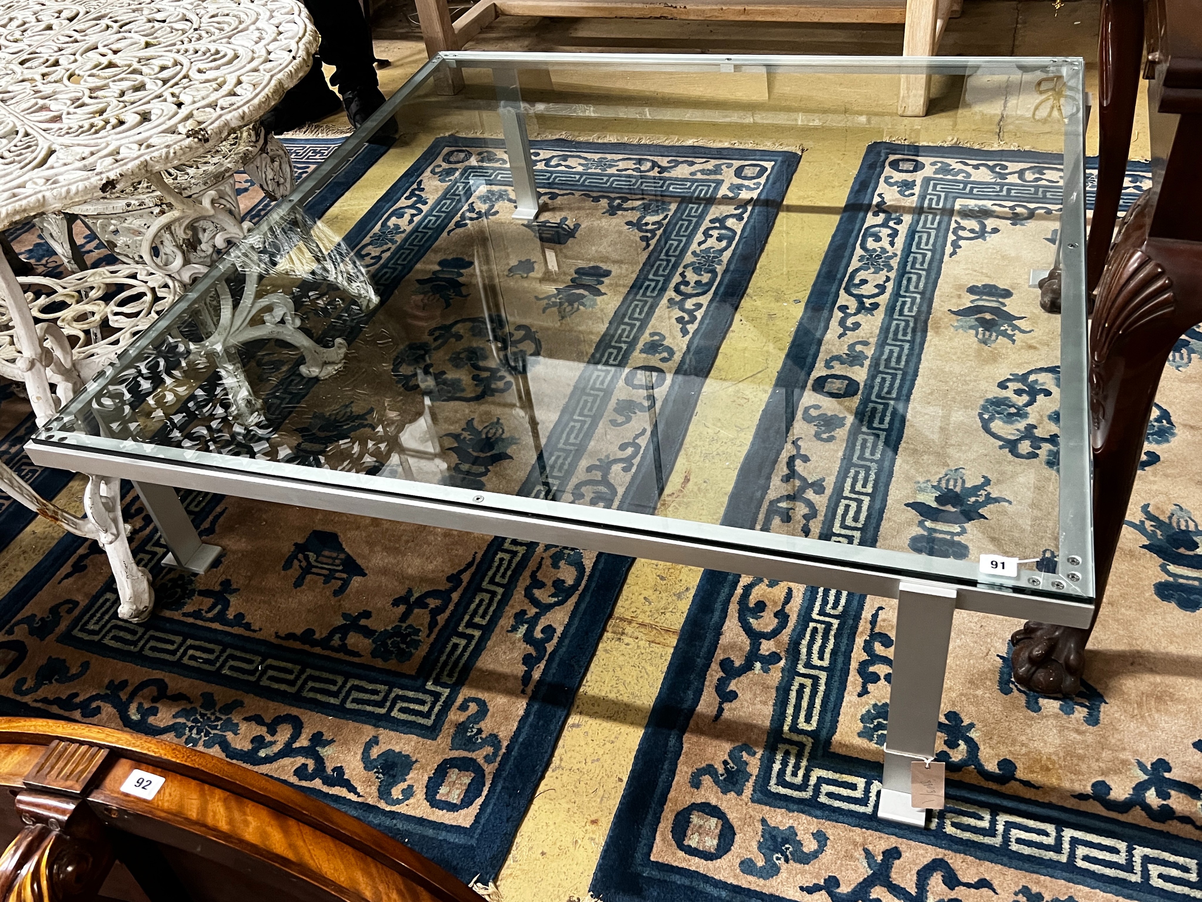 Daniel Weil for Pentagram, a contemporary square glass top coffee table, width 120cm, height 36cm